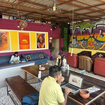 Backpackers Villa Mumbai Bagian luar foto