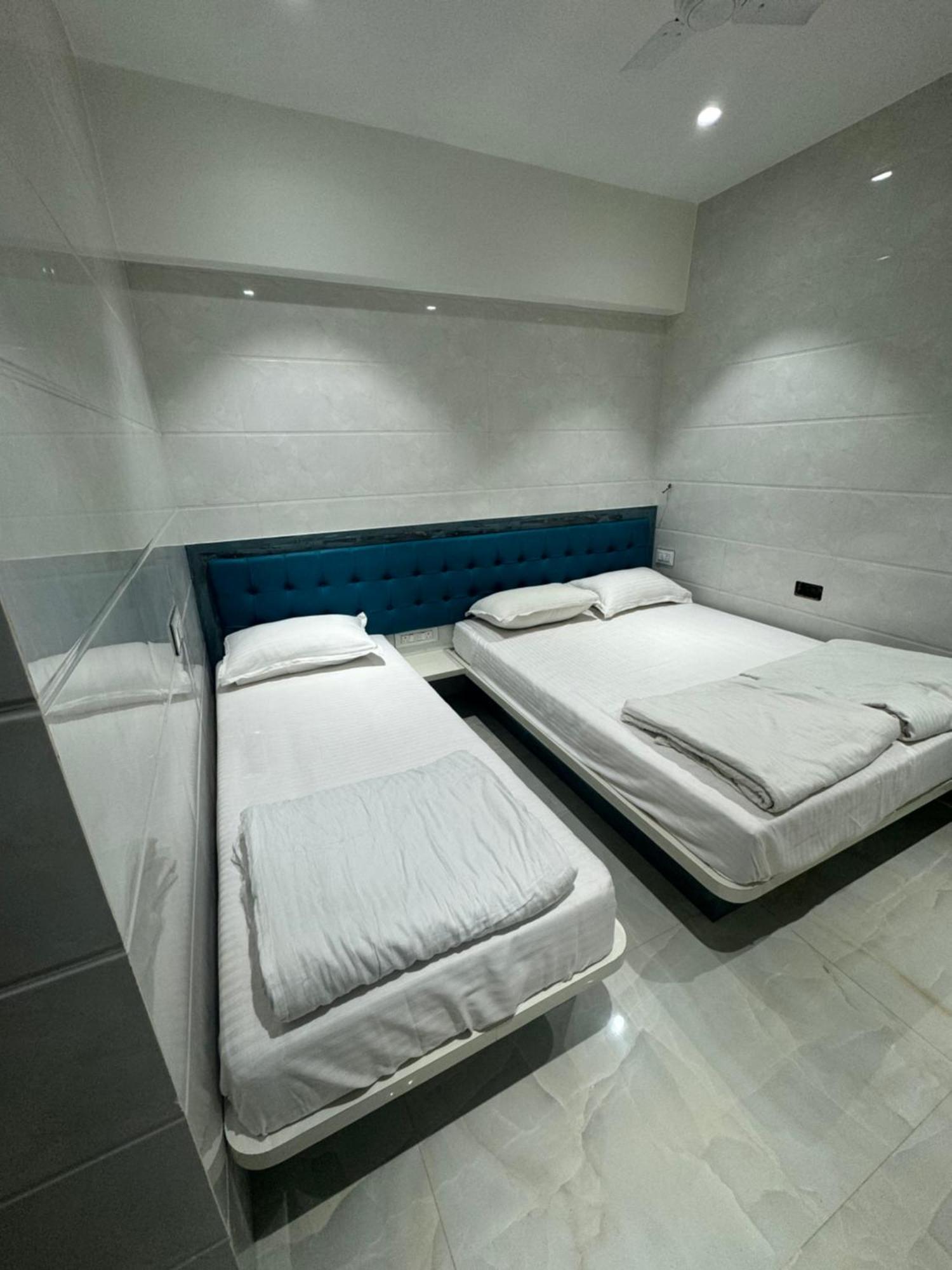Backpackers Villa Mumbai Bagian luar foto