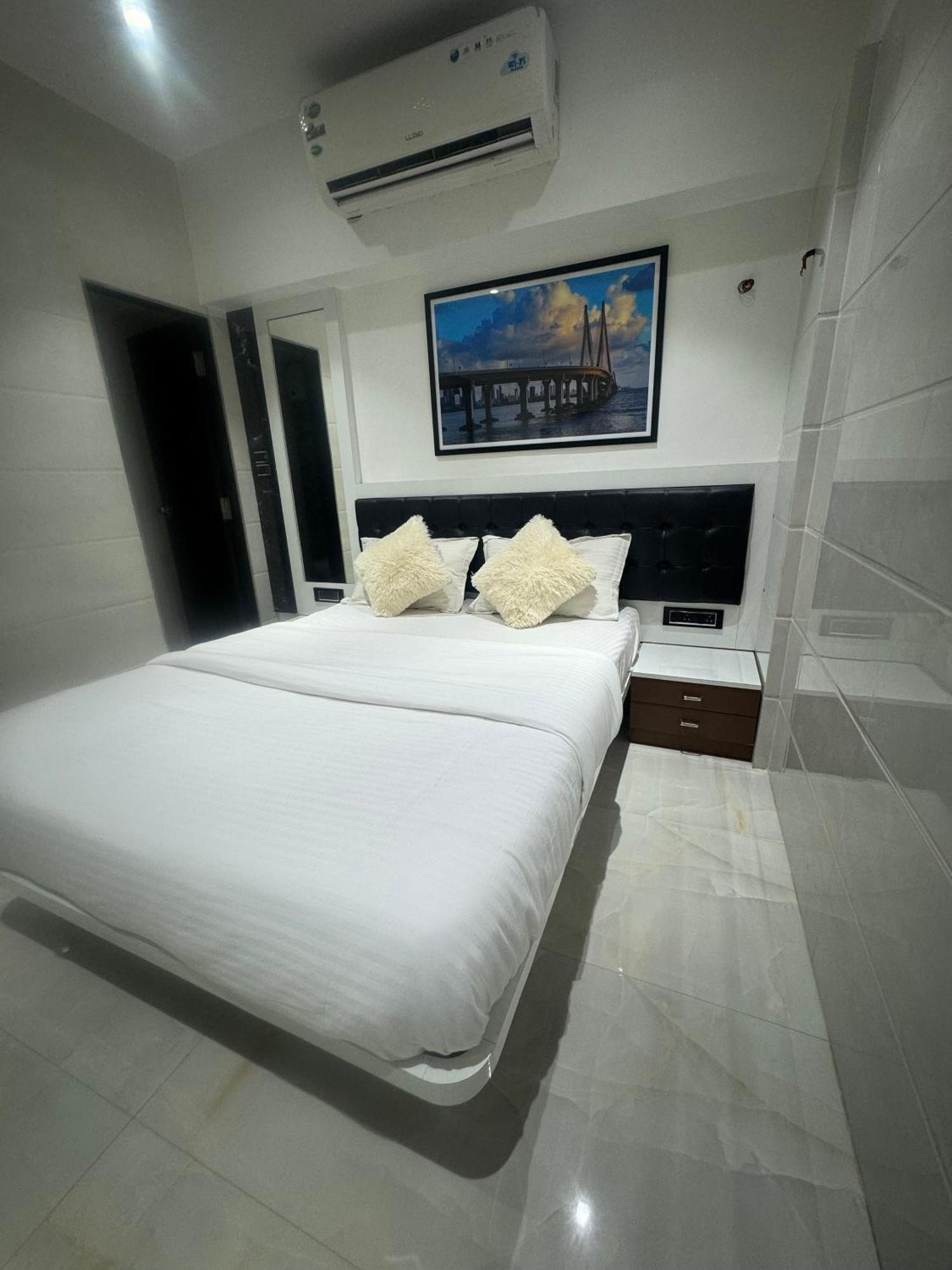 Backpackers Villa Mumbai Bagian luar foto