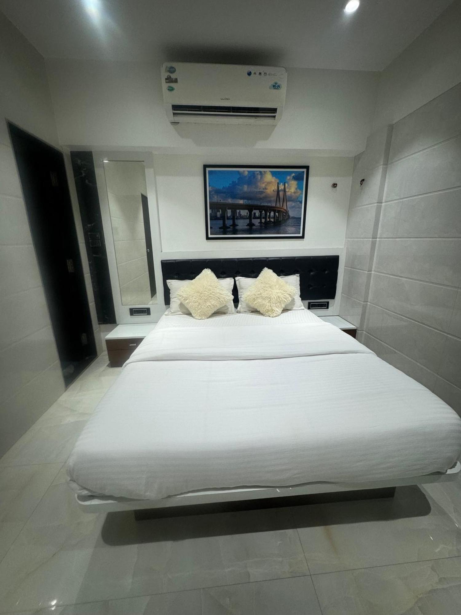 Backpackers Villa Mumbai Bagian luar foto