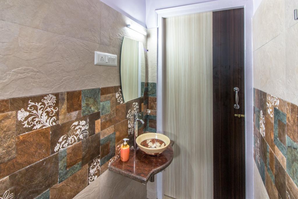 Backpackers Villa Mumbai Bagian luar foto