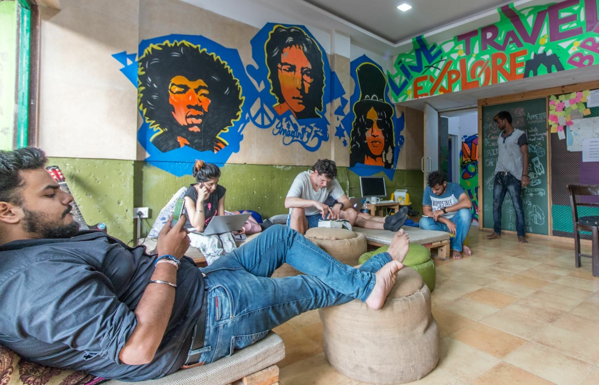 Backpackers Villa Mumbai Bagian luar foto