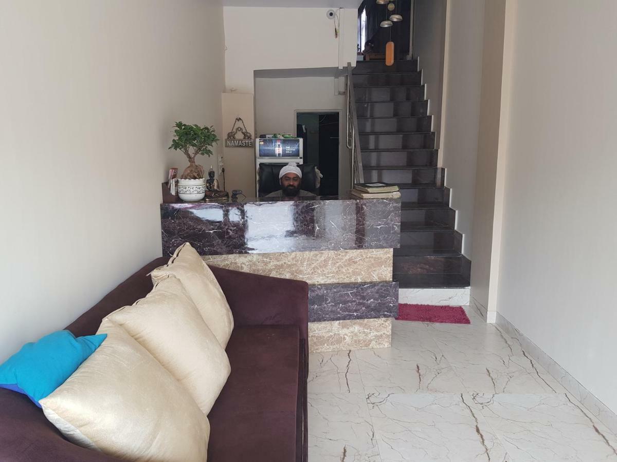 Backpackers Villa Mumbai Bagian luar foto